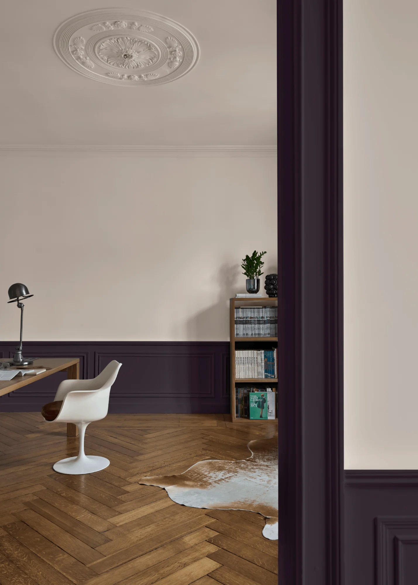 1584 GUITTET BUREAU VIOLET DUC BLANC FUMET (1) (1)